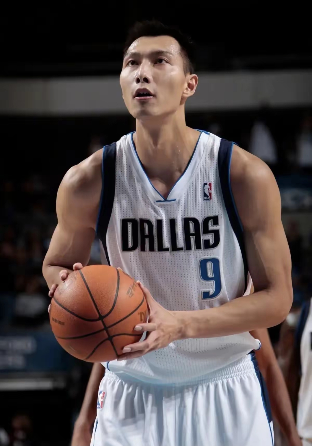 转折点!辽宁本钢队长鼓劲;欧篮联冲刺阶段攻防权衡;信心回归;年轻球员得到机会的简单介绍 转折点!辽宁本钢队长鼓劲;欧篮联冲刺阶段攻防权衡;信心回归;年轻球员得到机会的简单介绍