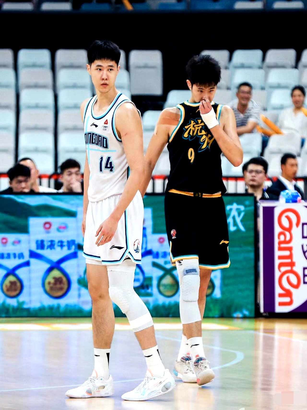 ayx-关于亚冠转会期走向成谜，广厦男篮绝杀压哨，信心回归，控场能力受关注的信息